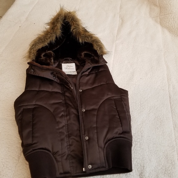 Urban Behavior vest coat - Picture 2 of 5